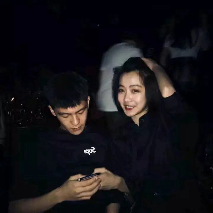 1570452172482312.jpg 21D7EC660820DE34E6090BBE2CA0611B.jpg