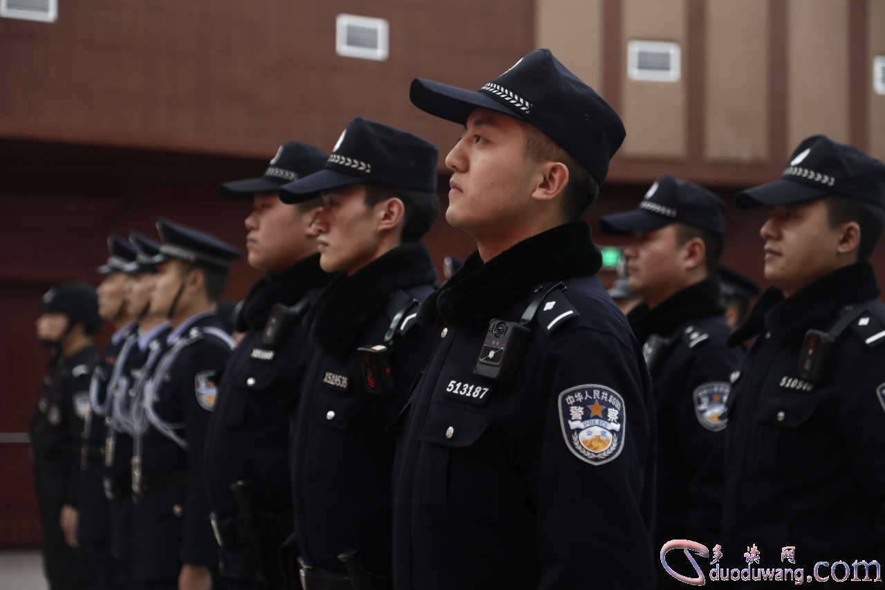 宁乡市公安局启动社会面管控“显性警务”集中清查行动 - 法治三湘 - 新湖南