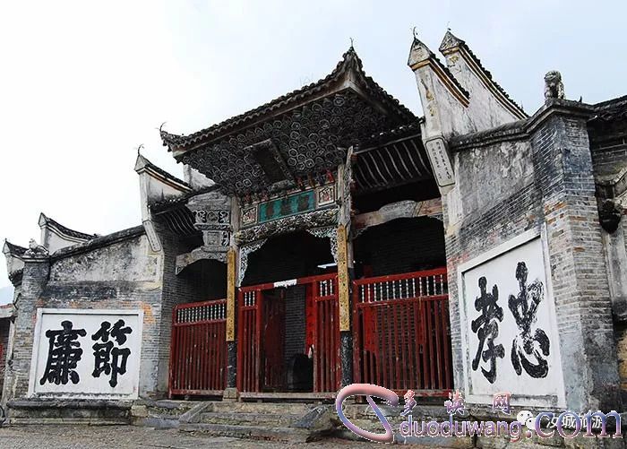 1636266767536443.jpg 215621.jpg